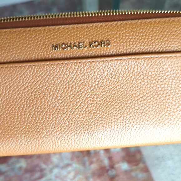 Michael Kors Handbags - Michael kors leather wallet